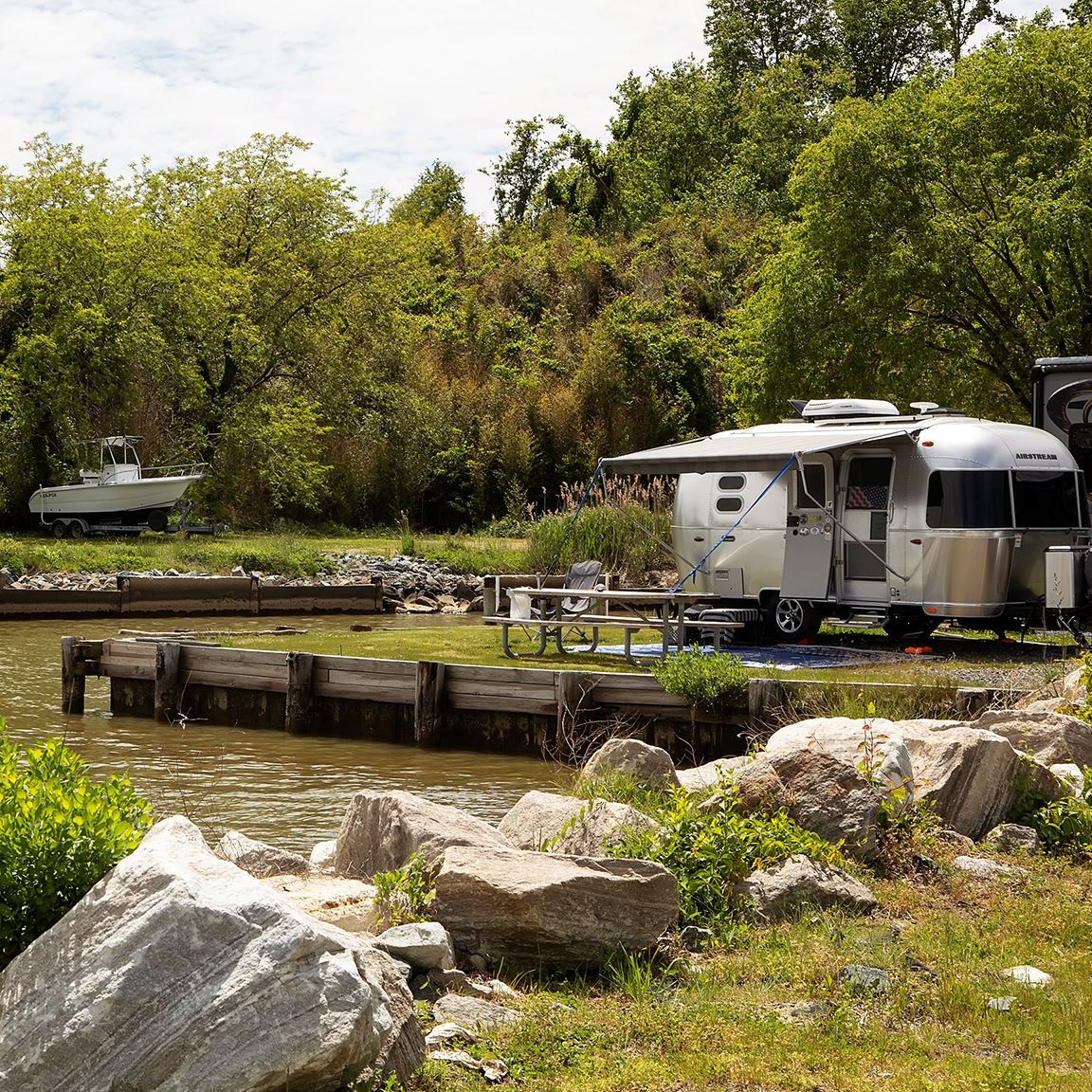 Breezy Point Campsite overlooking the water