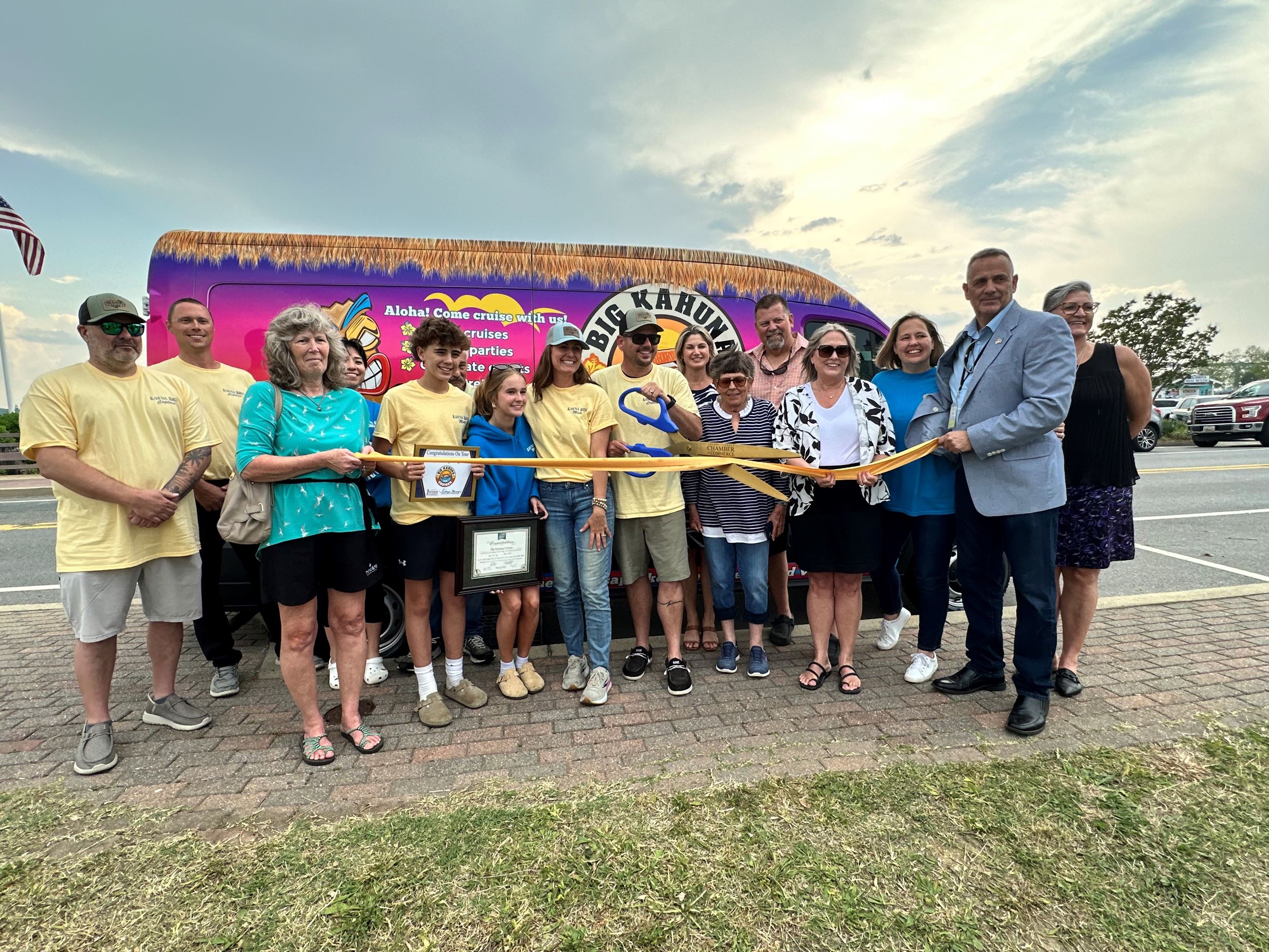 Big Kahuna Cruises Ribbon Cutting